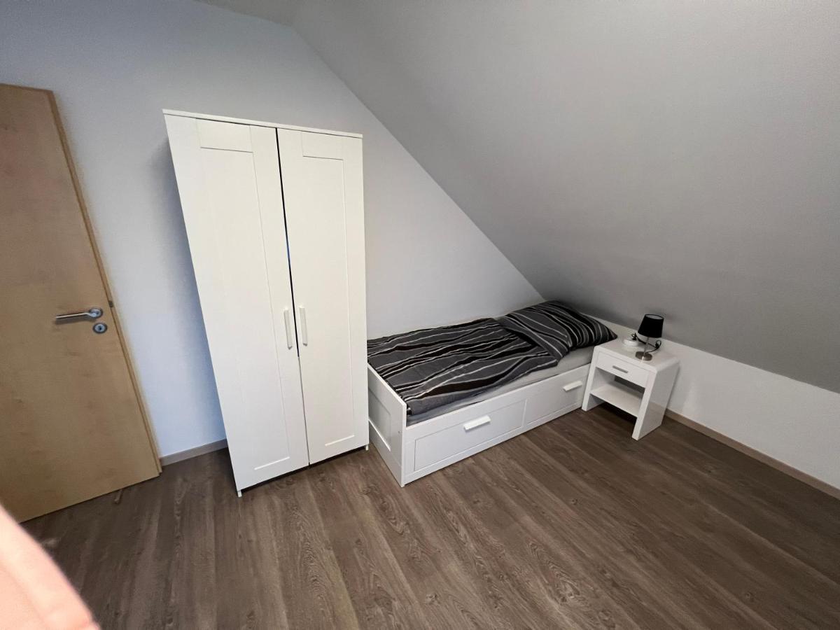 Loewen Apartment *